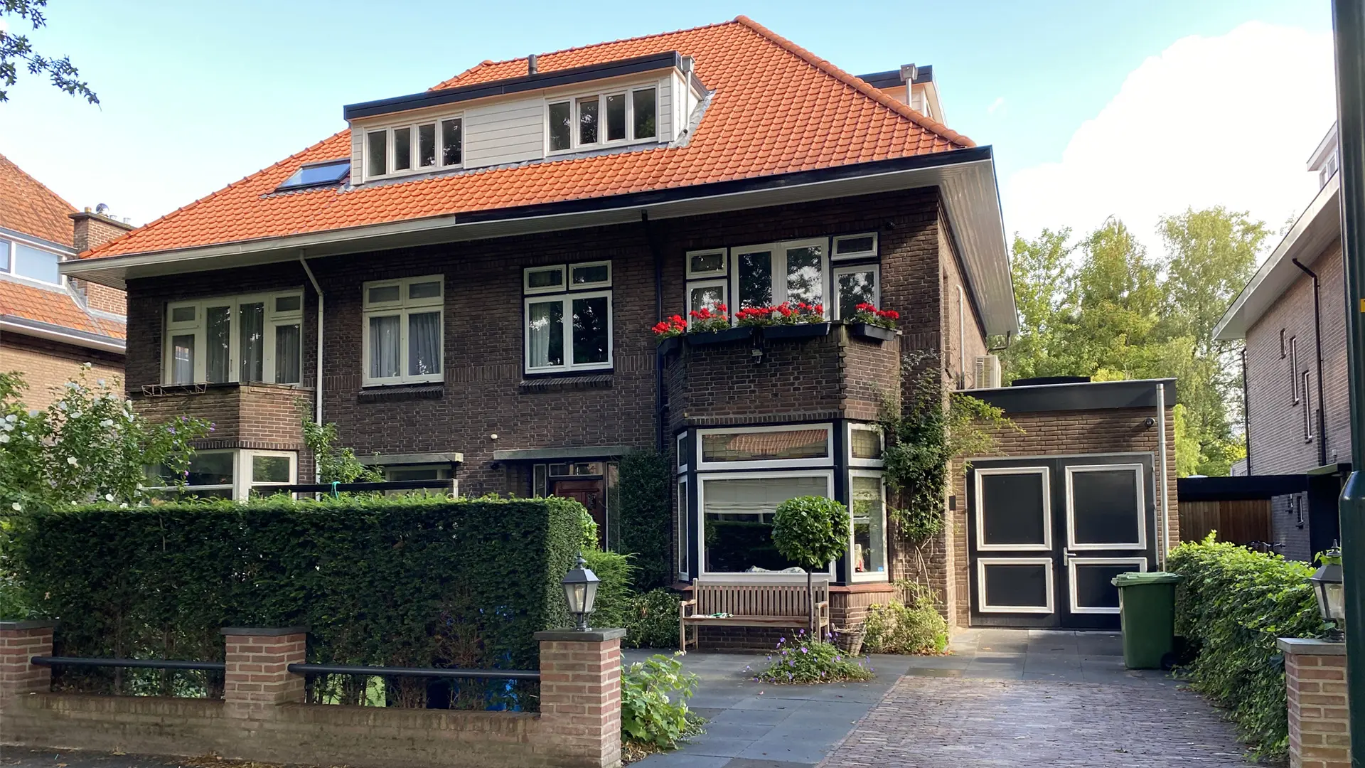 Riante uitbreiding jaren 30 woning plan galerij 1